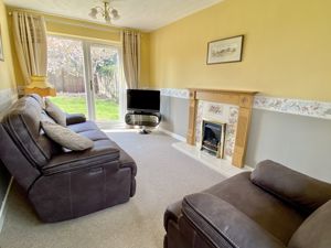 Lounge- click for photo gallery